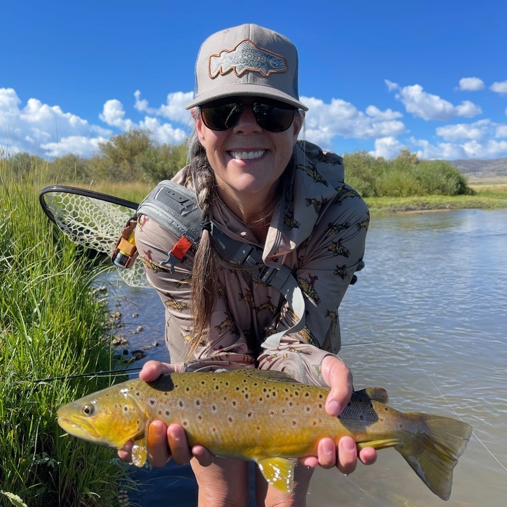 Meet your posher! I’m Lorie.I love fly fishing, donkeys and all things western!